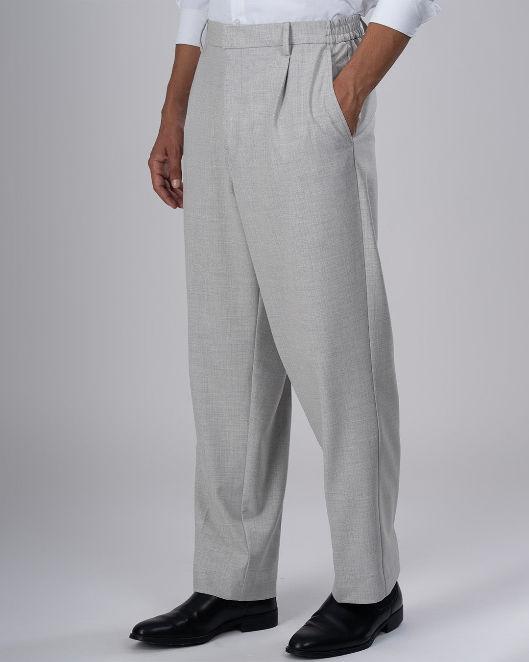 Soft Iron Flexi Pinstriped Relaxed Pants In Light Grey