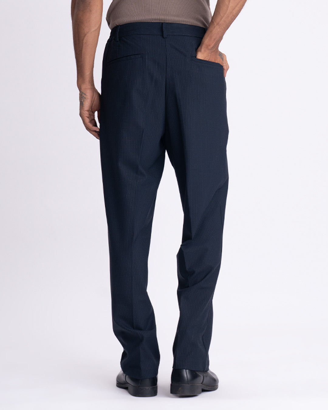 Soft Iron Flexi Pinstriped Relaxed Pants In Navy