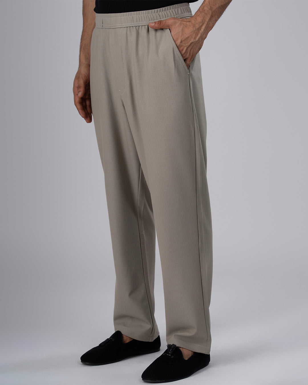 Easy Iron Flexiwaist Relaxed Trouser In Beige