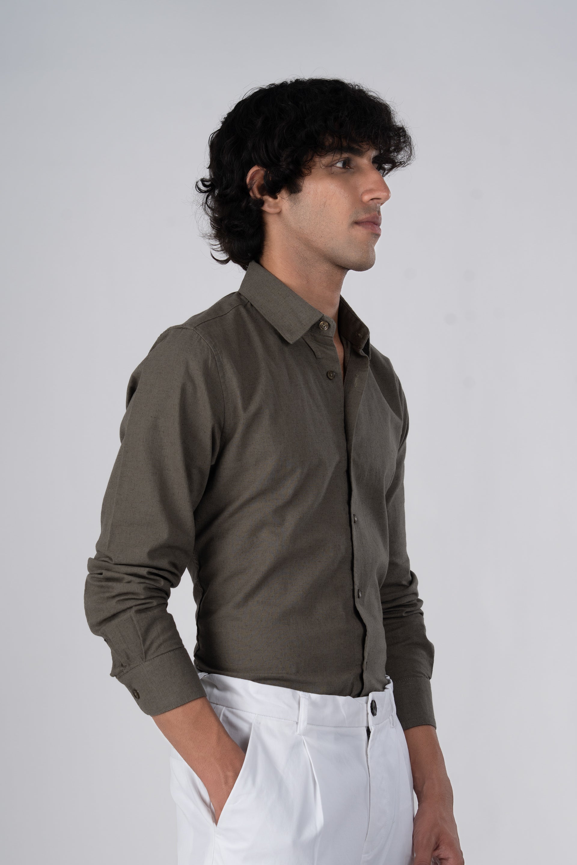 Premium Linen Griege Shirt In Olive