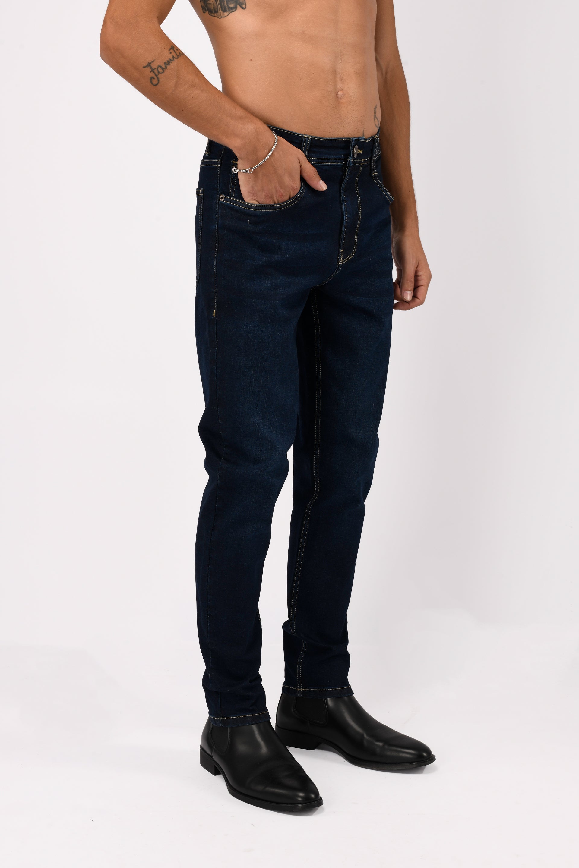 CLASSIC EDGE TAILORED DENIM