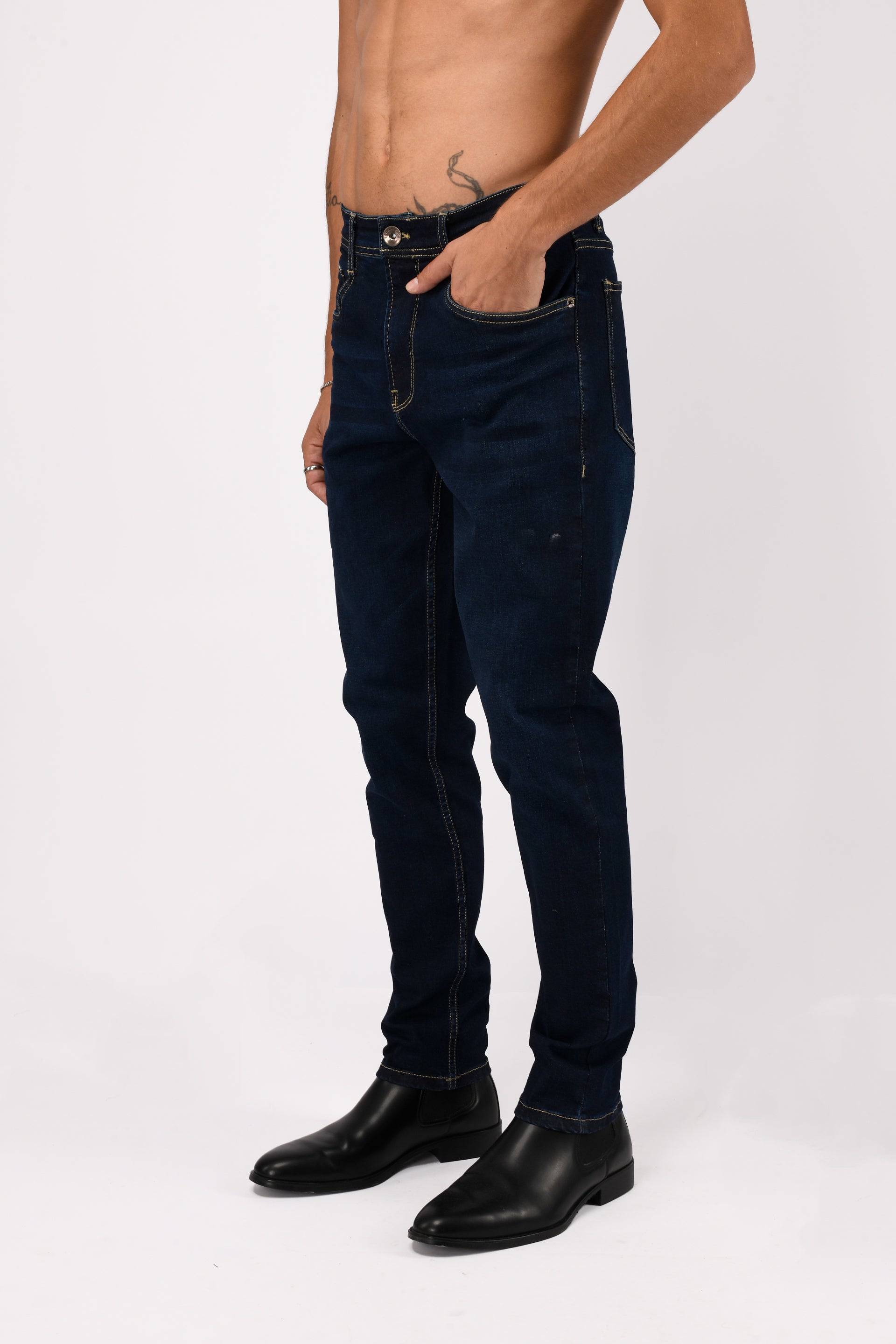 CLASSIC EDGE TAILORED DENIM