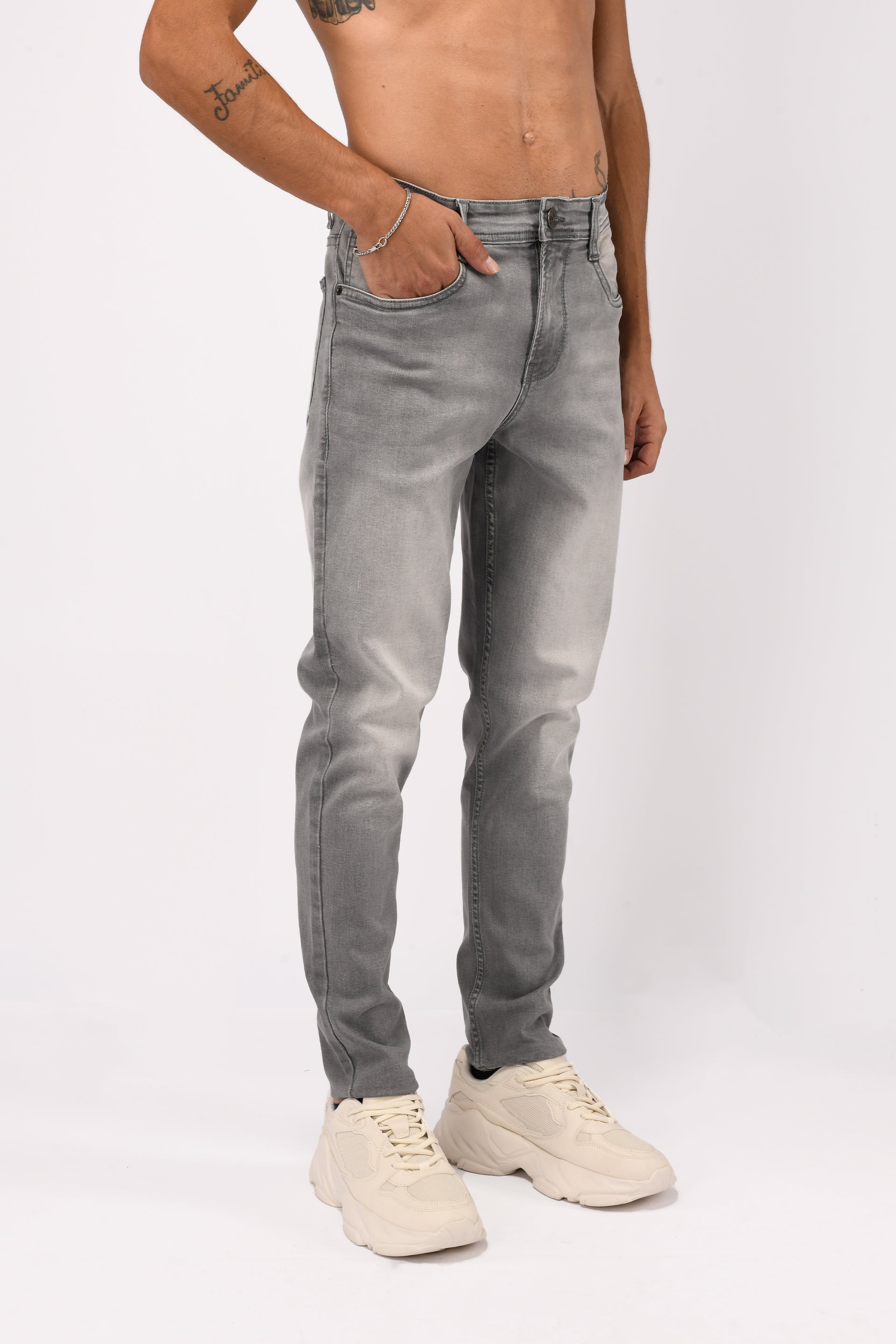 CLASSIC EDGE TAILORED DENIM