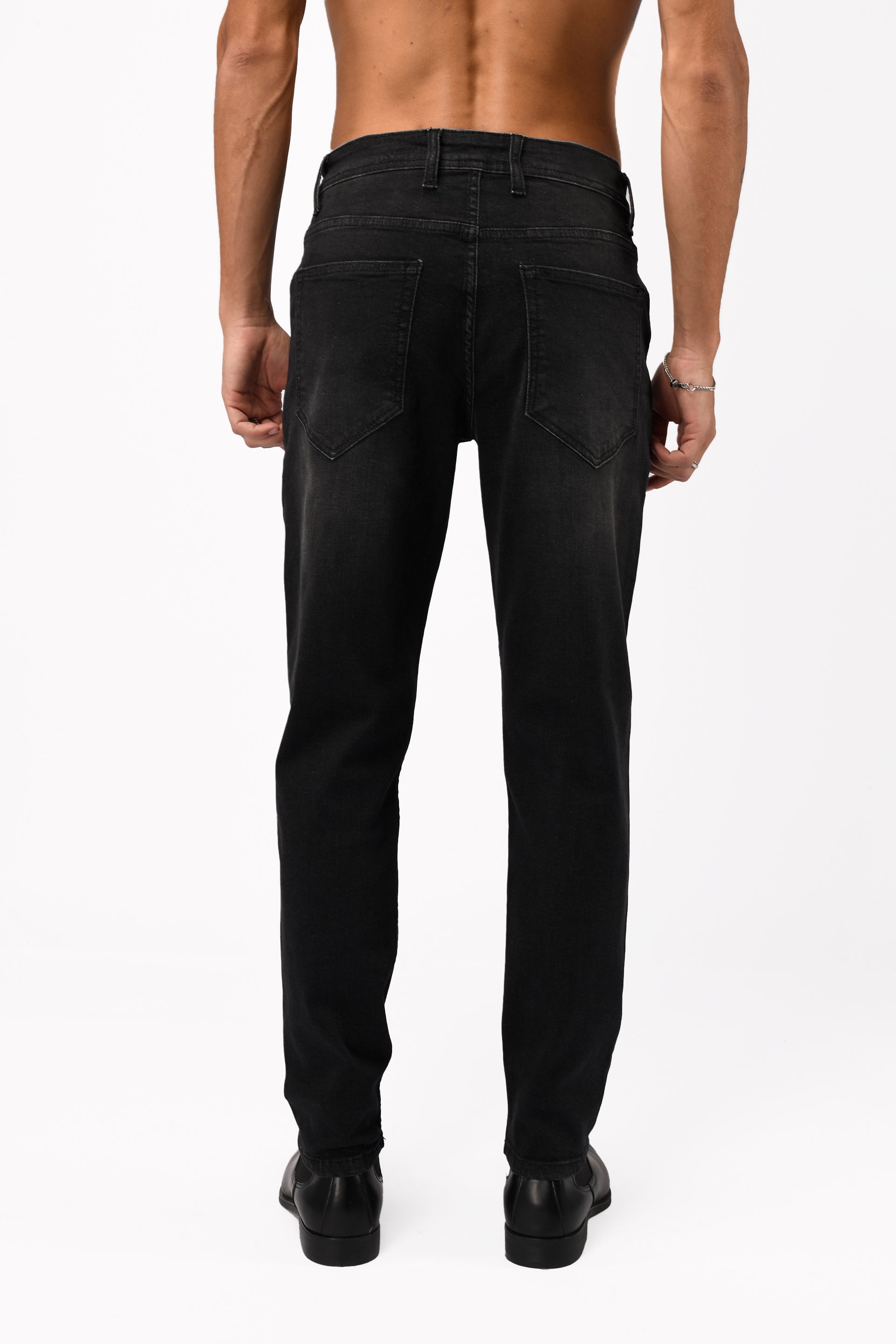 CLASSIC EDGE TAILORED DENIM IN BLACK