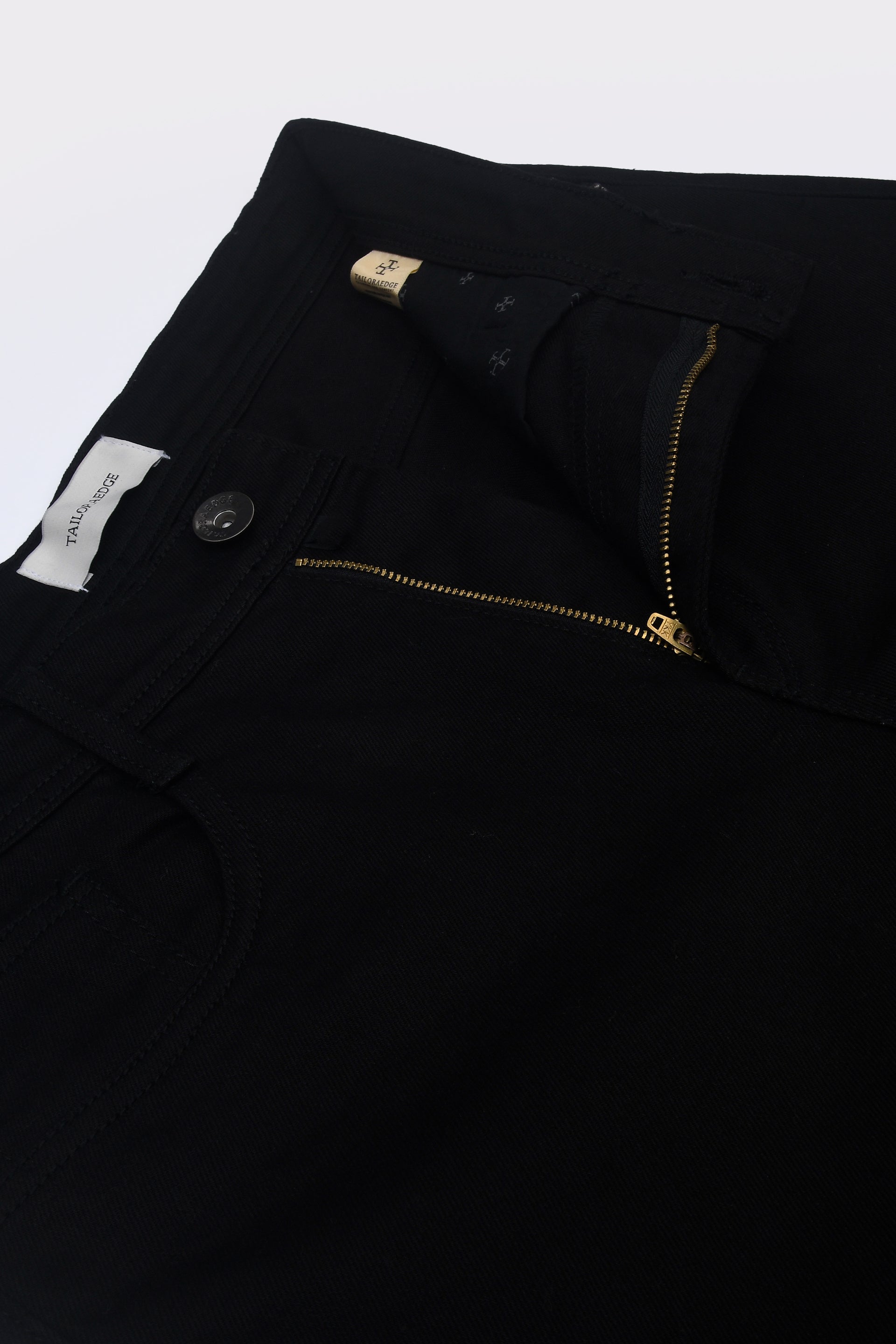 BLACK EDGE TAILORED DENIM