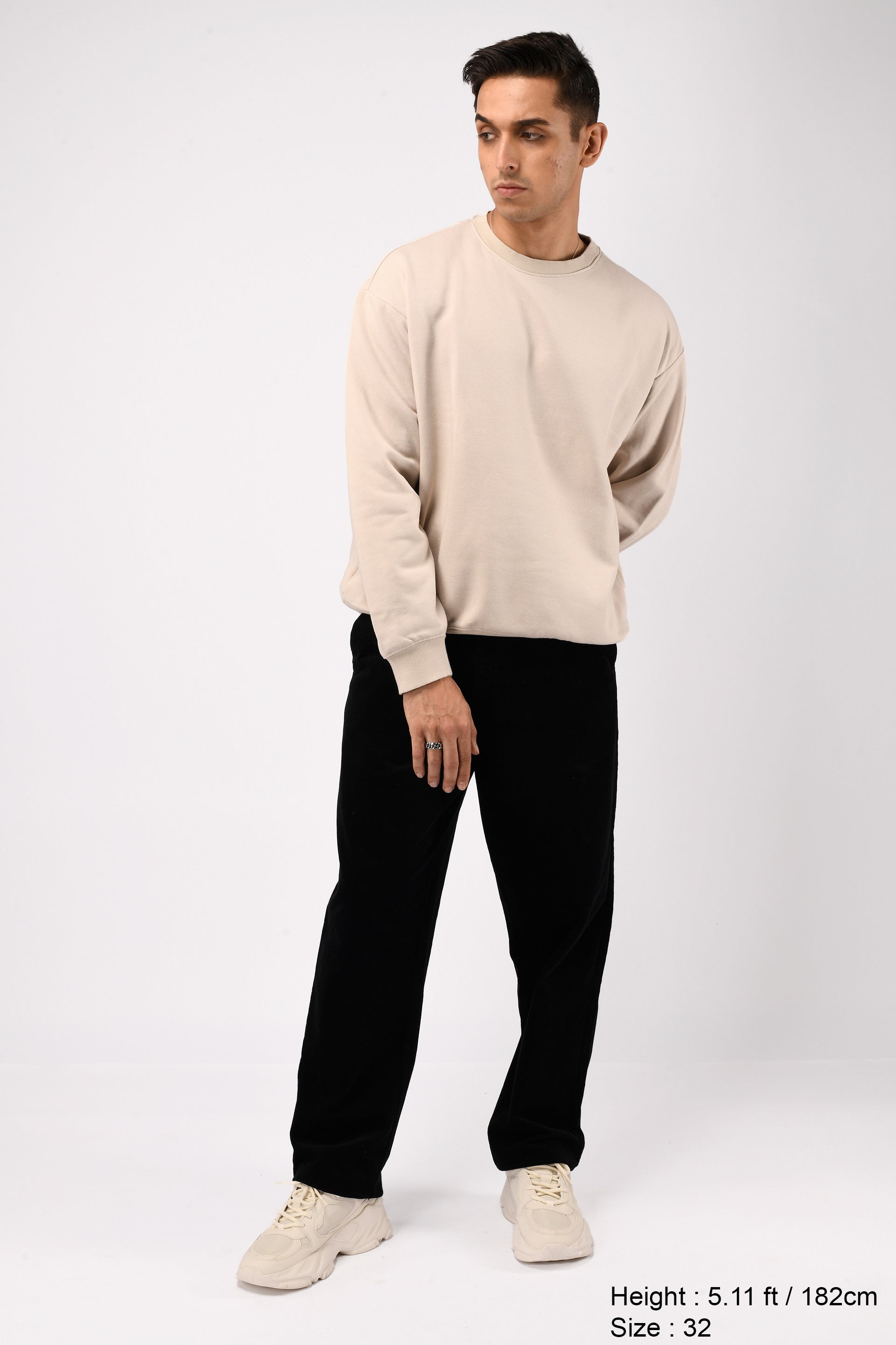 SOFT CORDUROY RELAXED PANTS IN BLACK