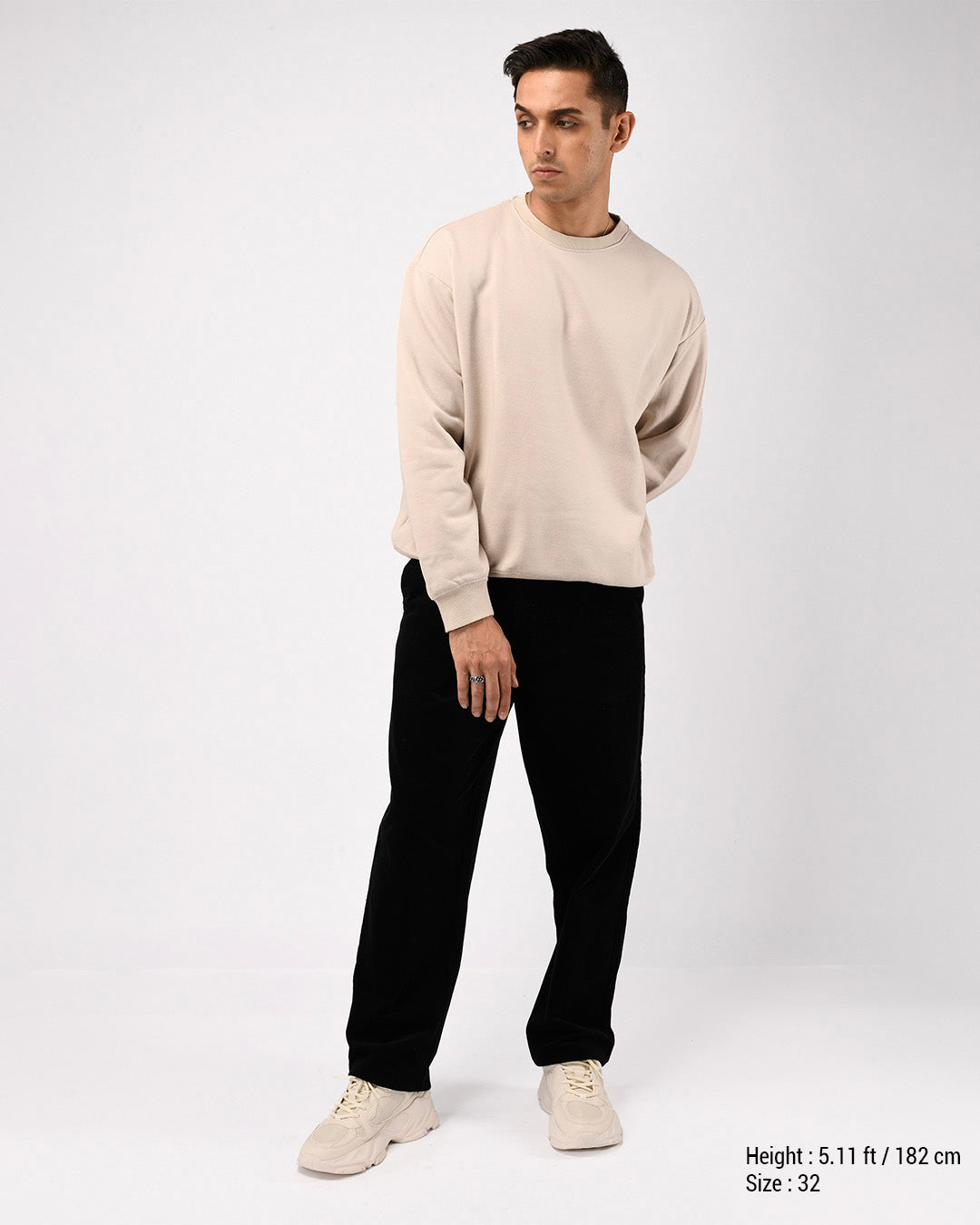 Soft Corduroy Relaxed Pants In Black