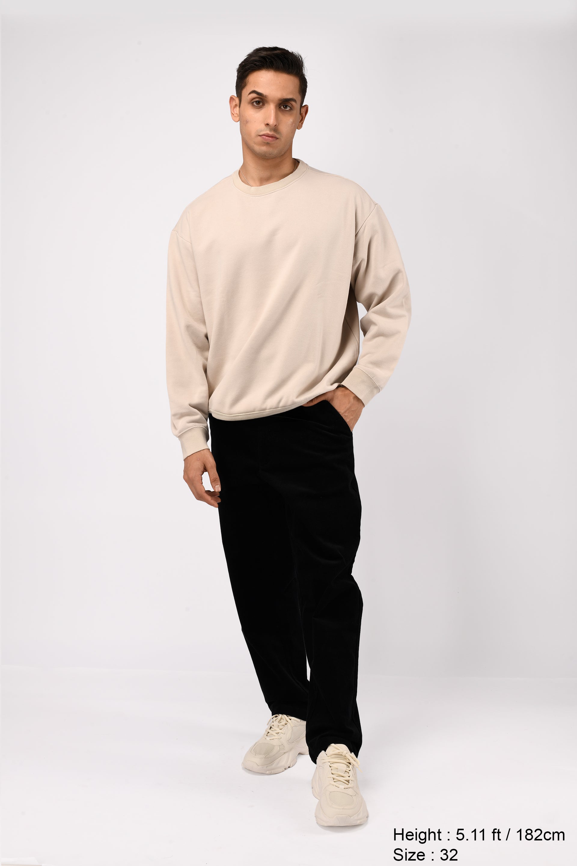 SOFT CORDUROY RELAXED PANTS IN BLACK