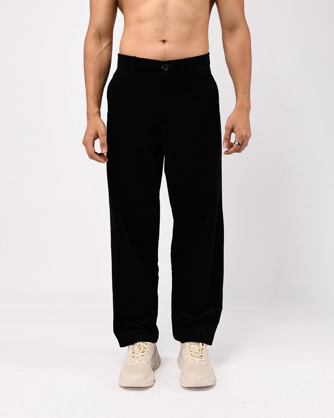 Soft Corduroy Relaxed Pants In Black