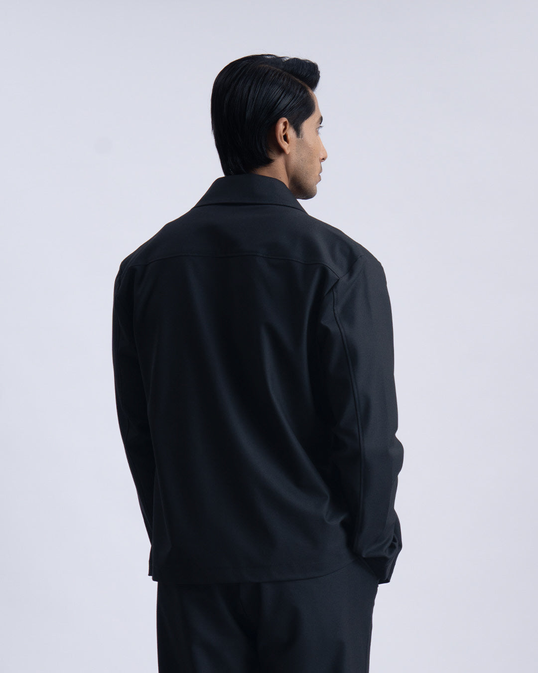 Easy Iron Light-Weight Jacket In Black