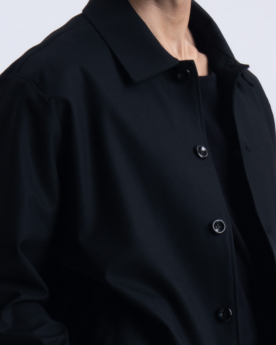 Easy Iron Light-Weight Jacket In Black