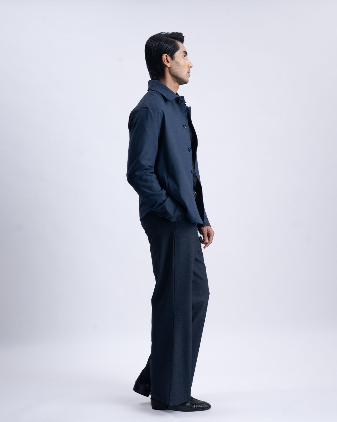 Easy Iron Light-Weight Jacket In Navy