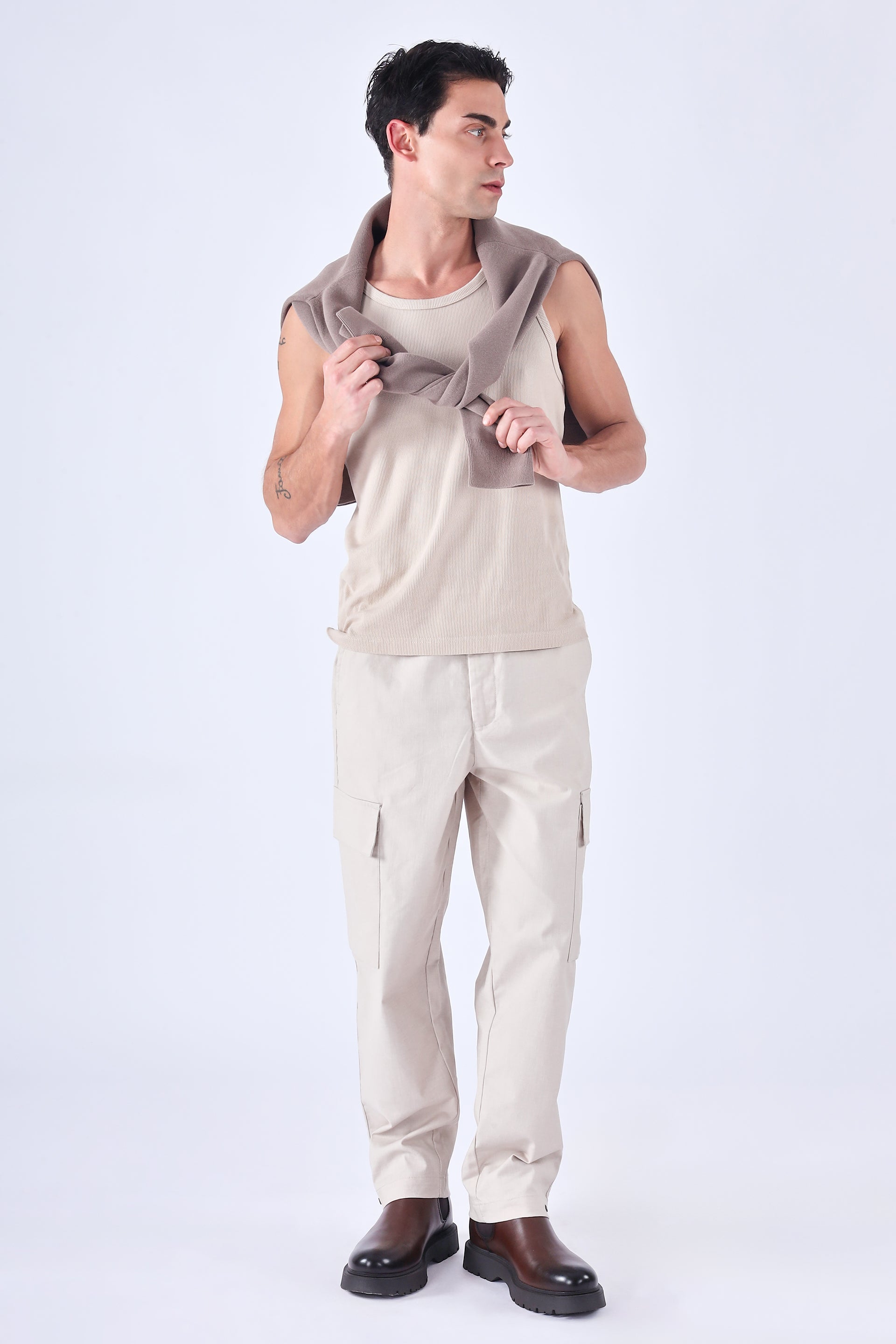 AIR RELAXED CARGO PANTS IN CREAM