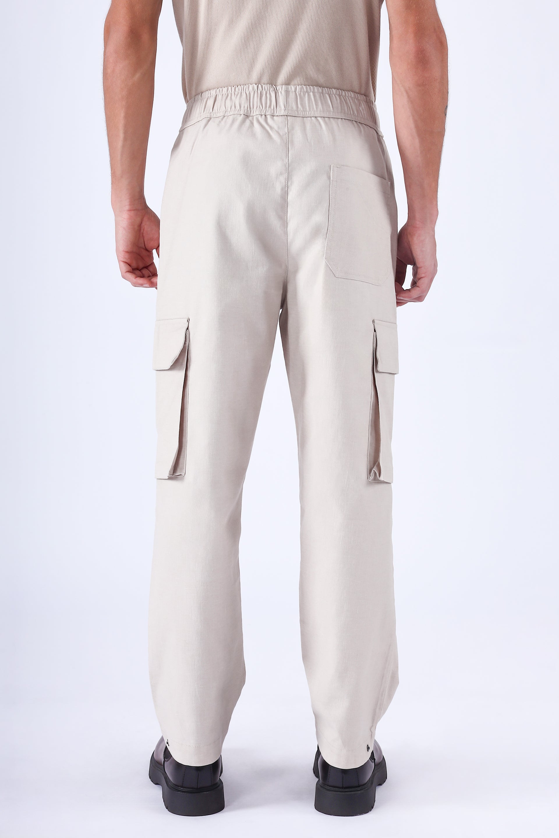 AIR RELAXED CARGO PANTS IN CREAM