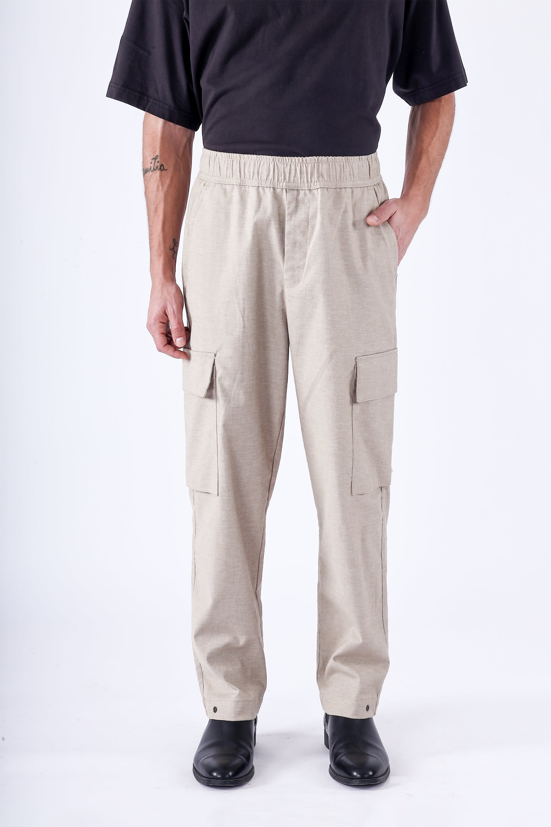 AIR RELAXED CARGO PANTS IN BEIGE