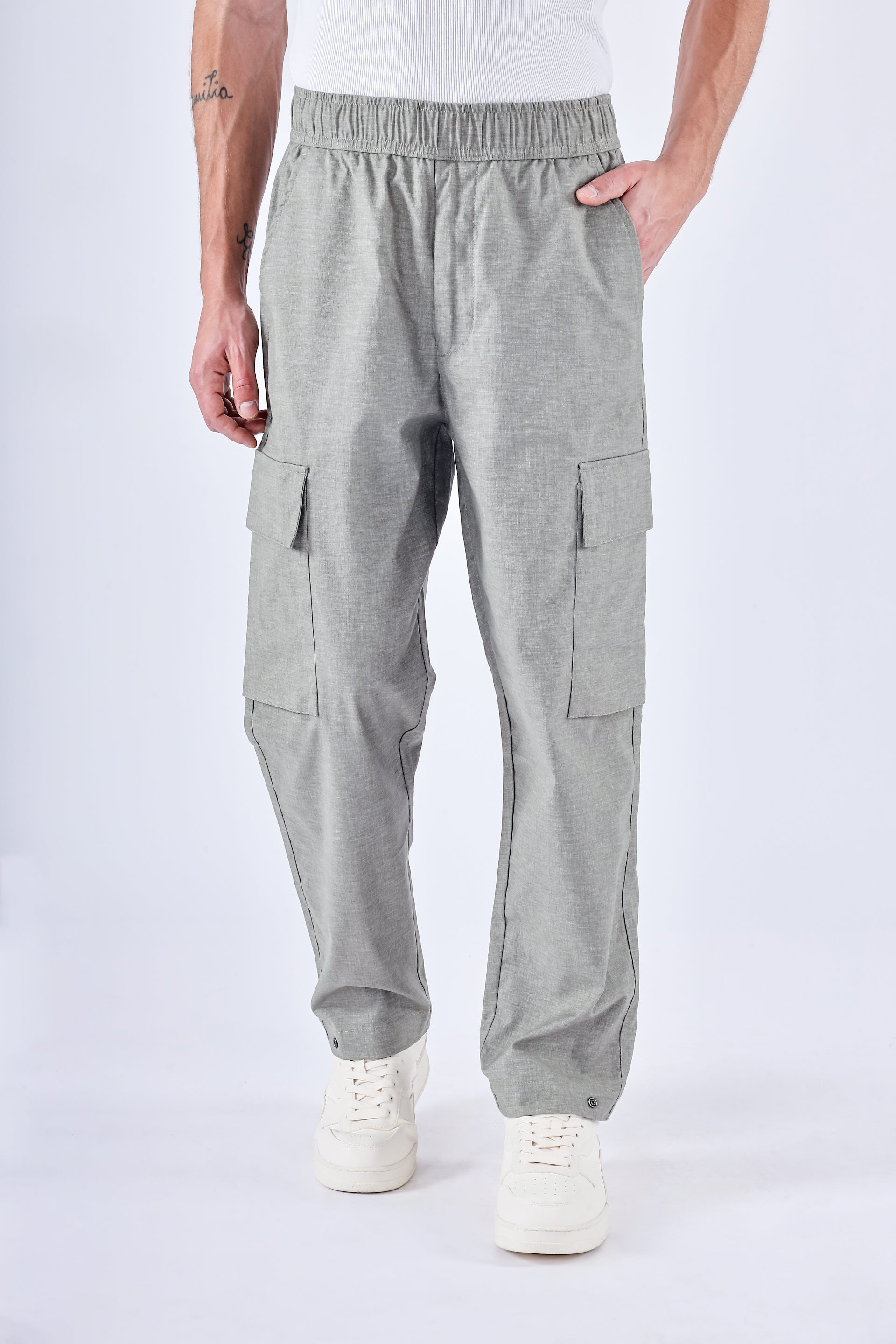 AIR RELAXED CARGO PANTS IN SAGE GREEN