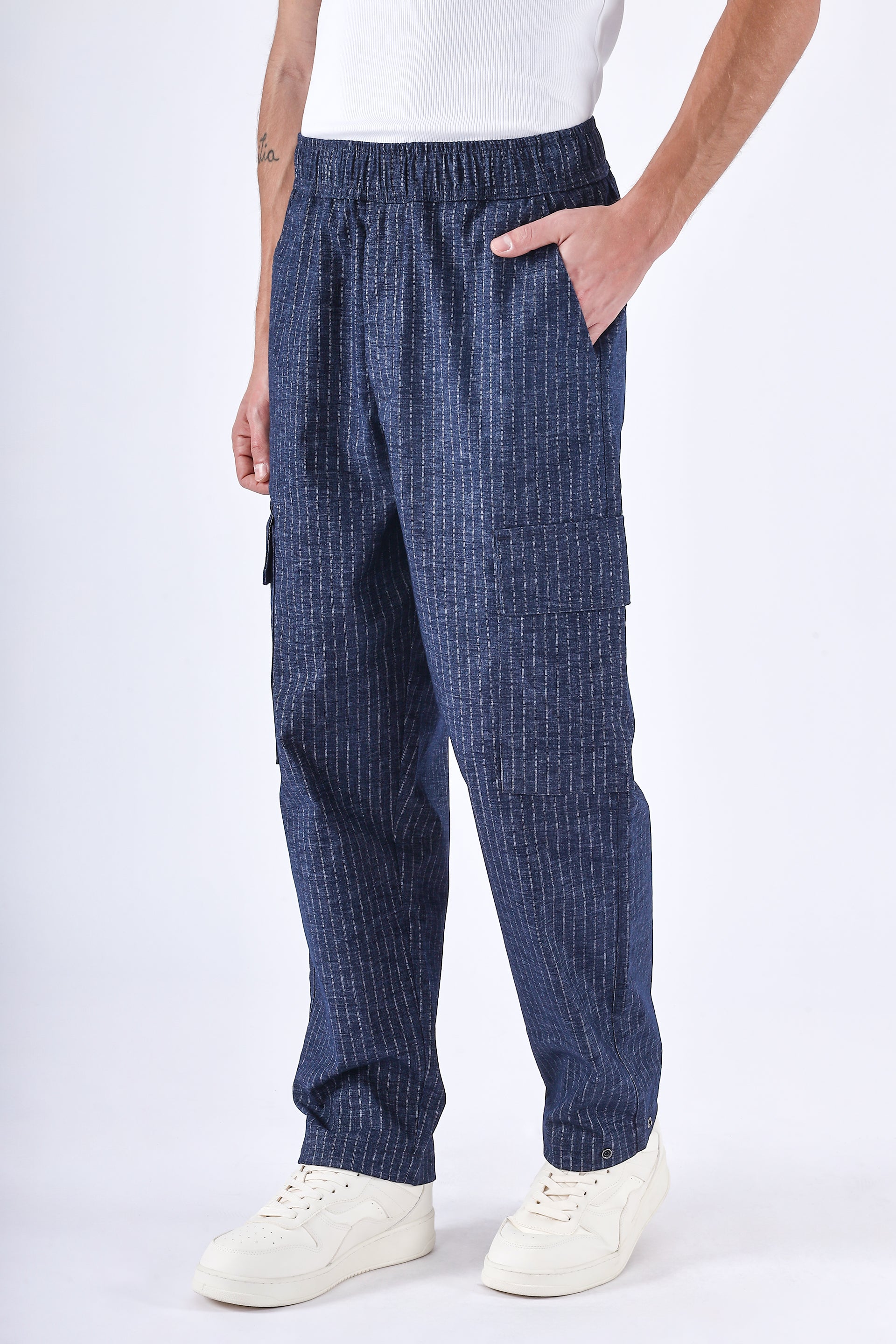 AIR STRIPED RELAXED CARGO PANTS IN BLUE