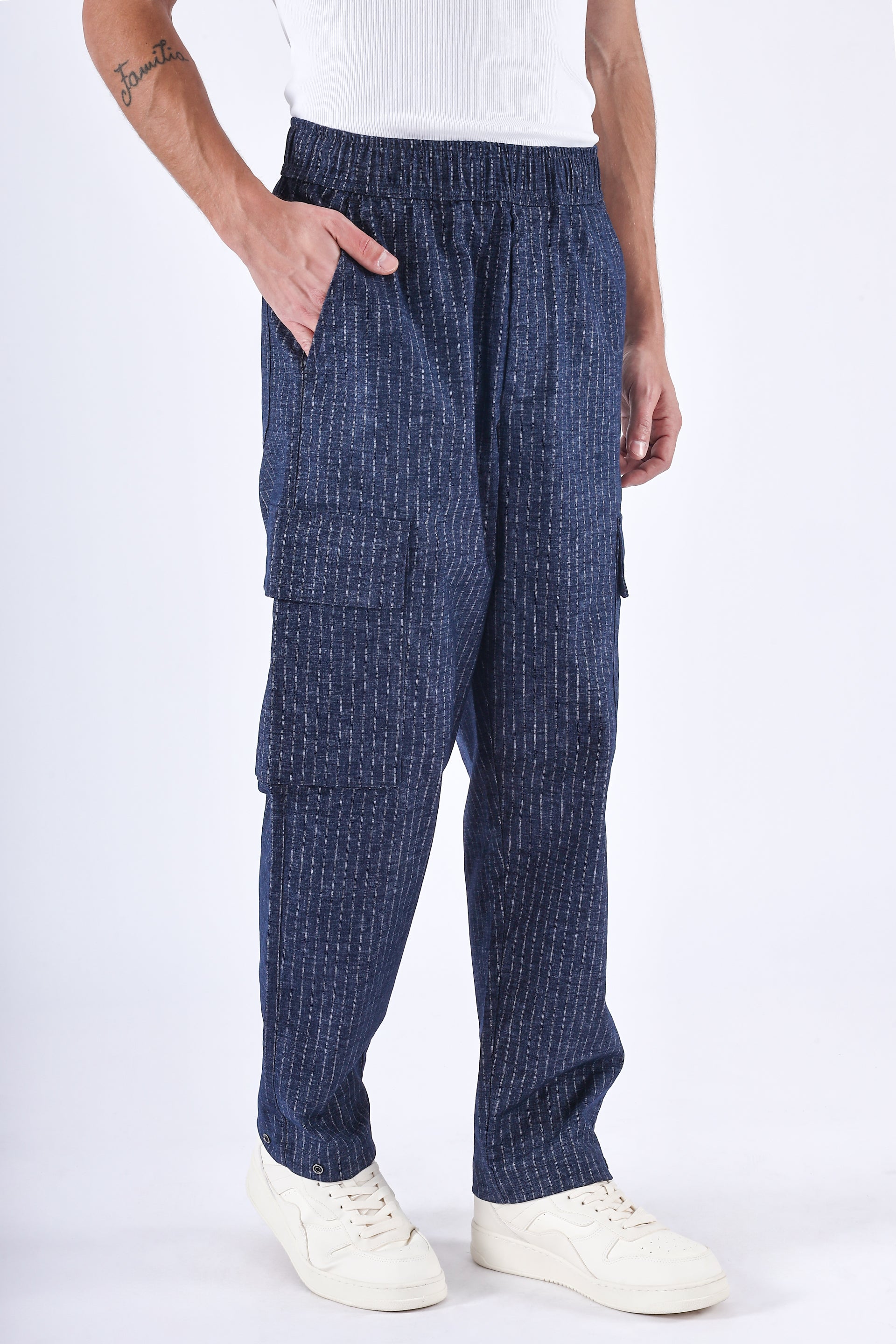 AIR STRIPED RELAXED CARGO PANTS IN BLUE