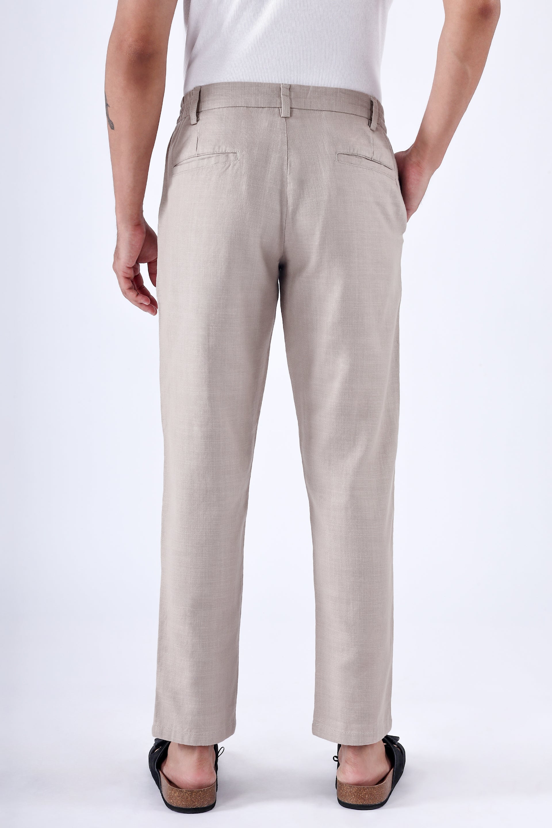 PREMIUM KNITTED TAILORED TROUSER IN LIGHT BEIGE