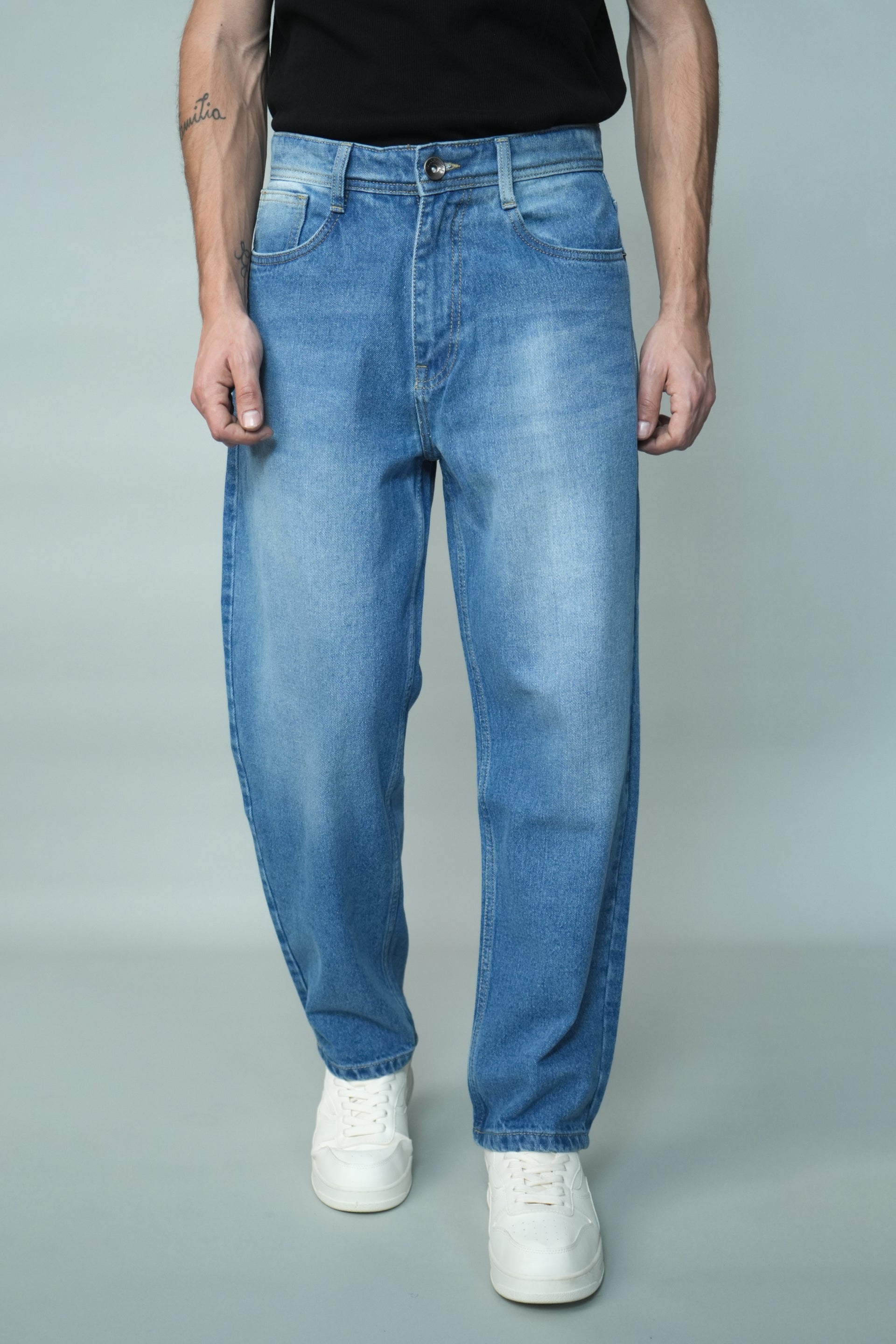 CLASSIC EDGE RELAXED DENIMS