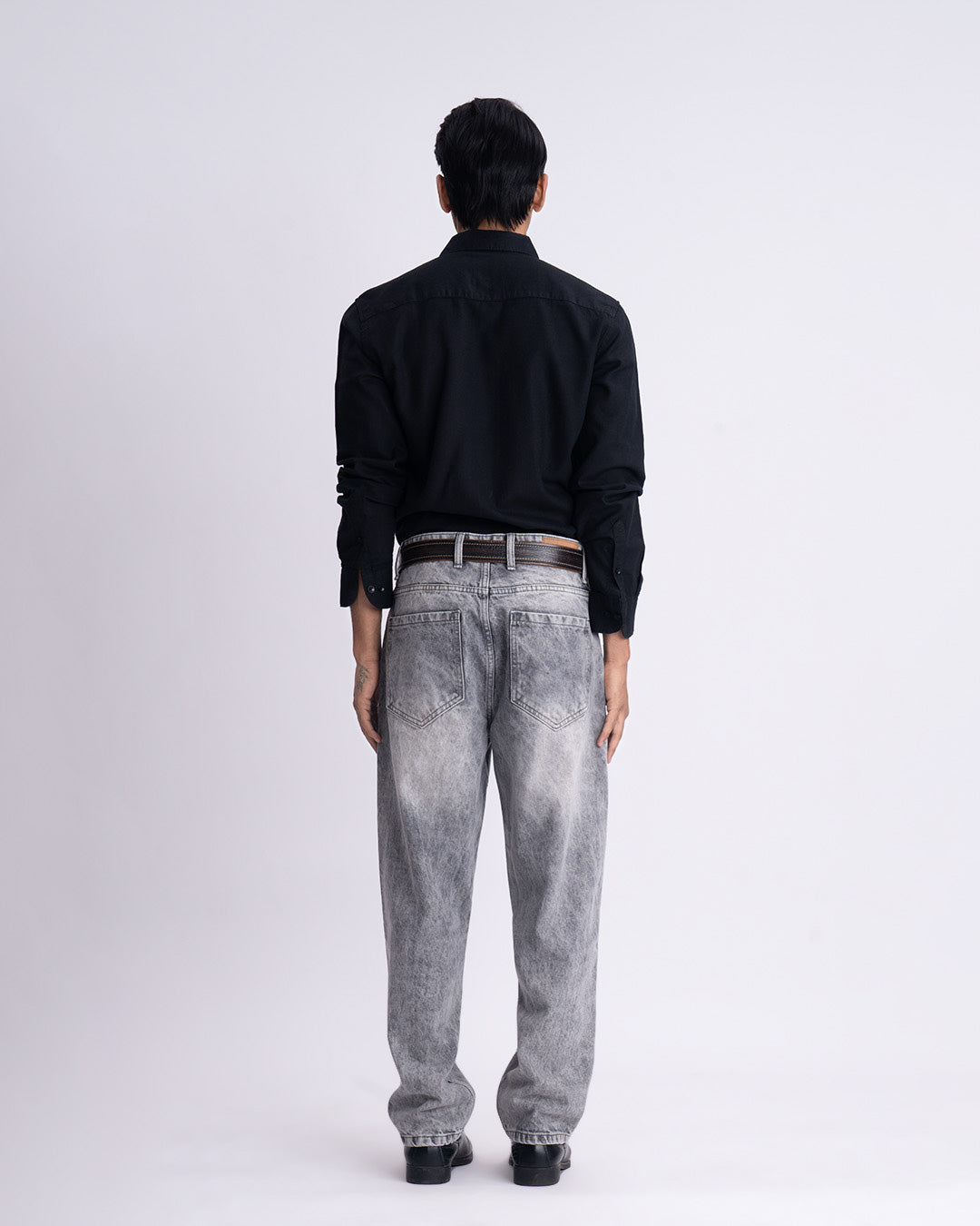 Classic Edge Relaxed Denim In Light Grey