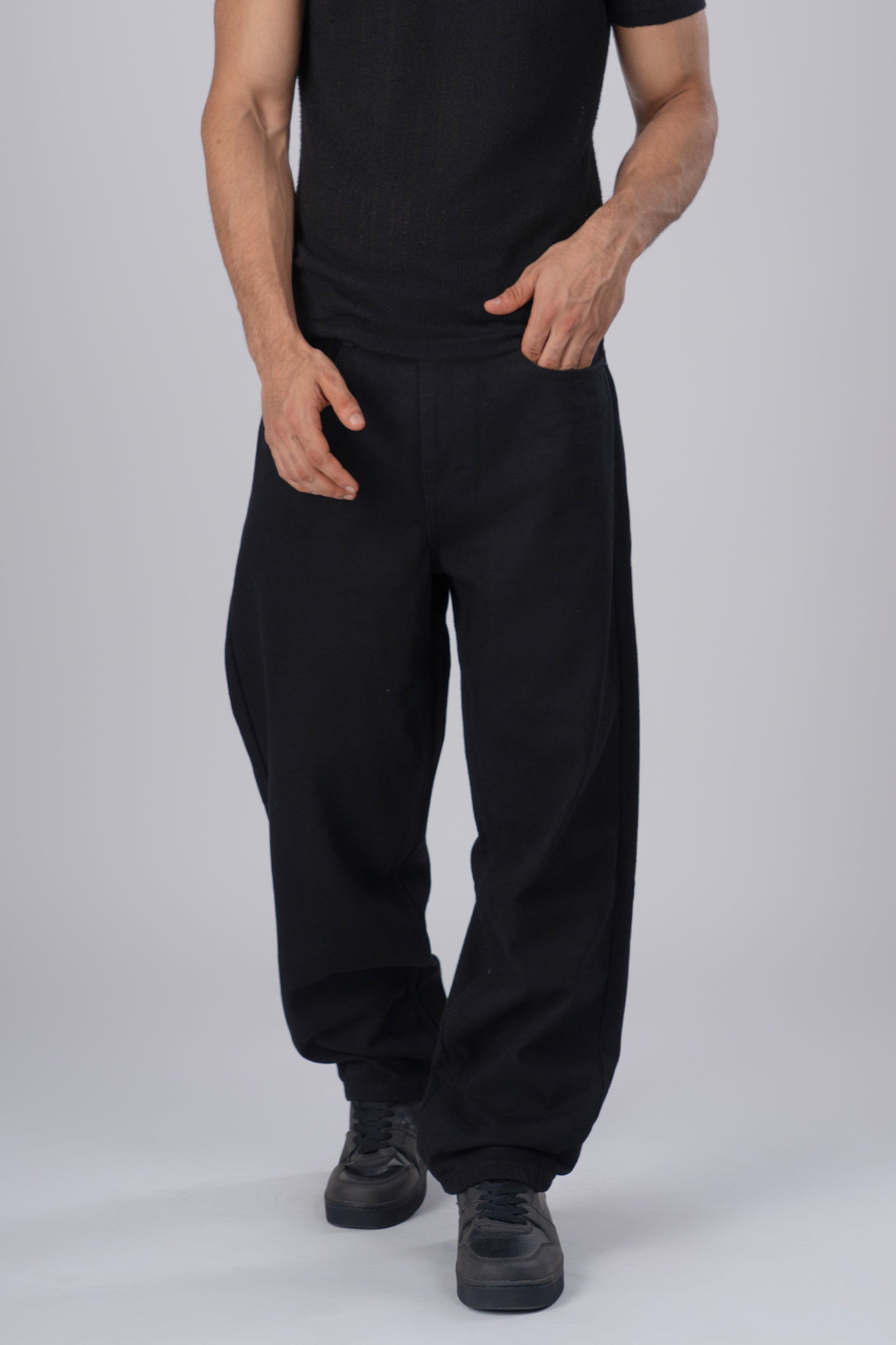 Black Edge Relaxed Denim