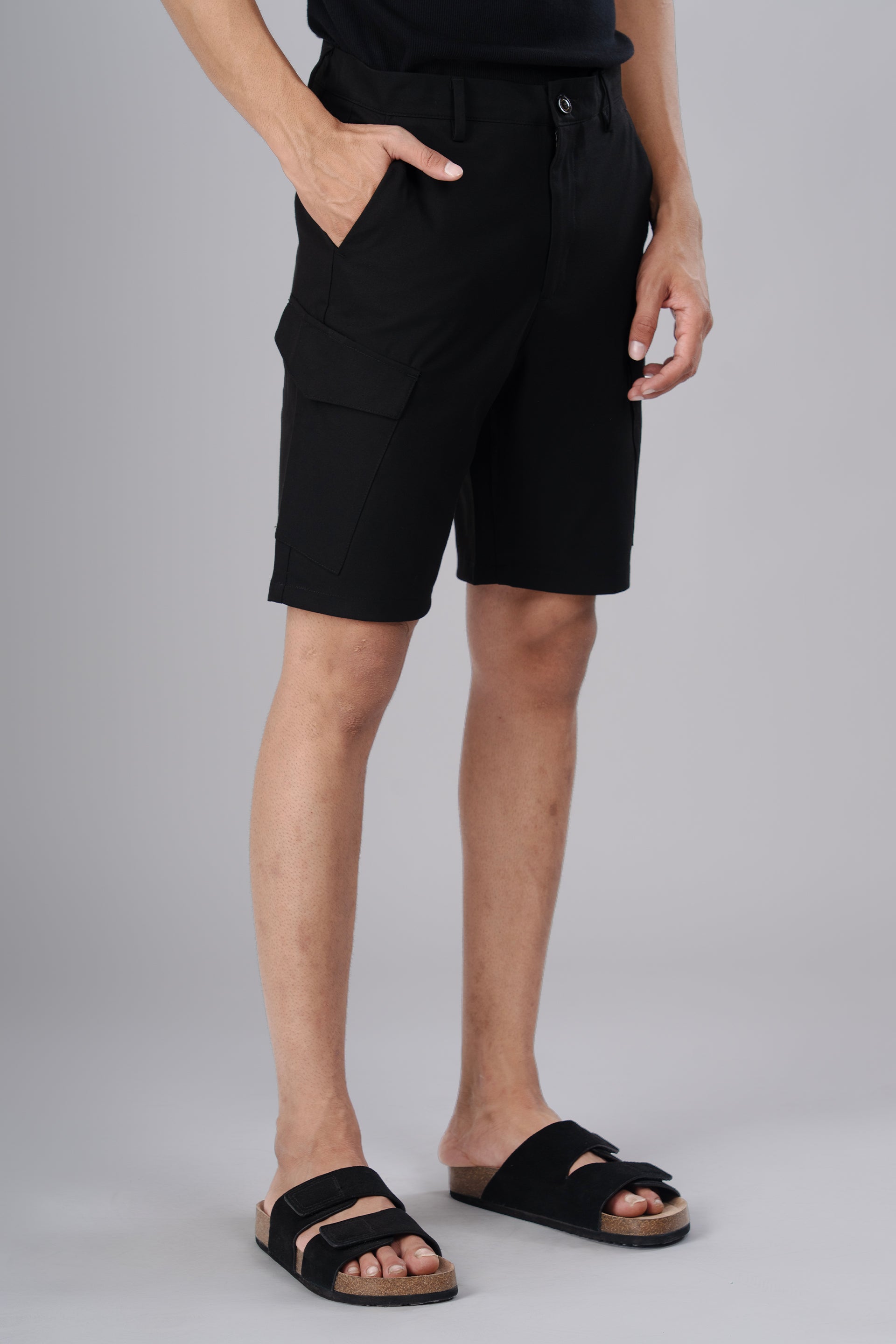 Easy Iron Cargo Shorts In Black