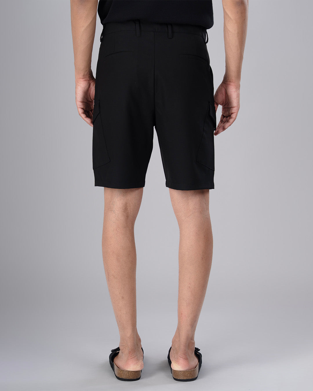 Easy Iron Cargo Shorts In Black
