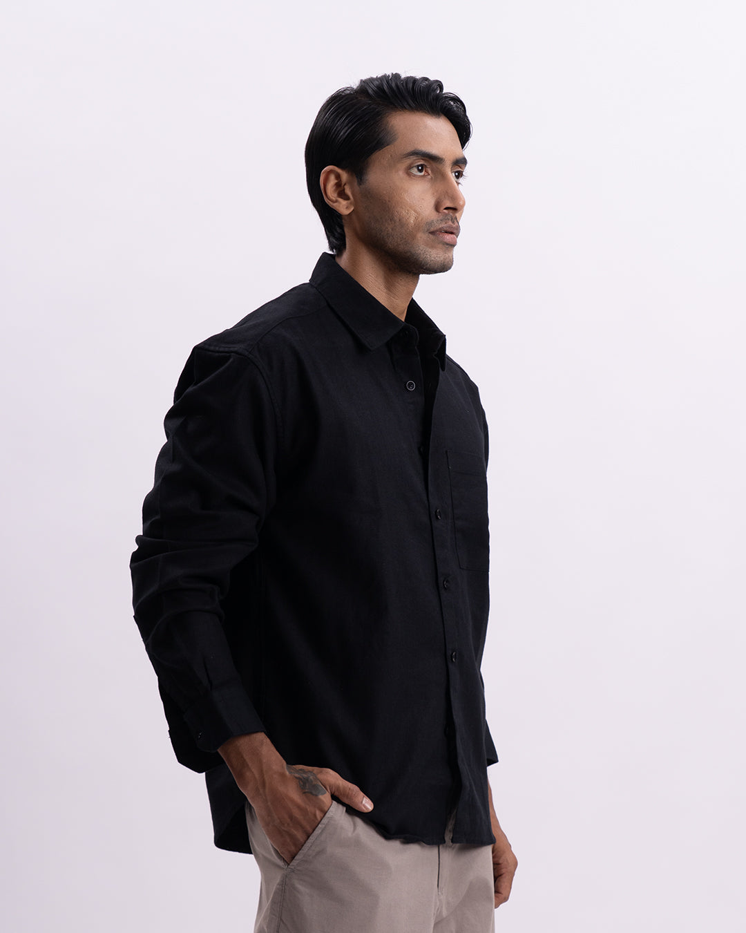 Linen Herringbone Relaxed Cropped Shirt In Black