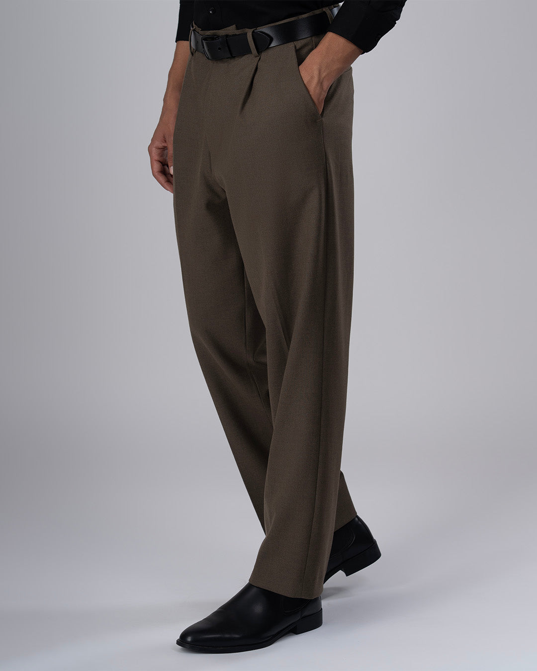 Classic Easy Iron Relaxed Trousers In Fur Brown
