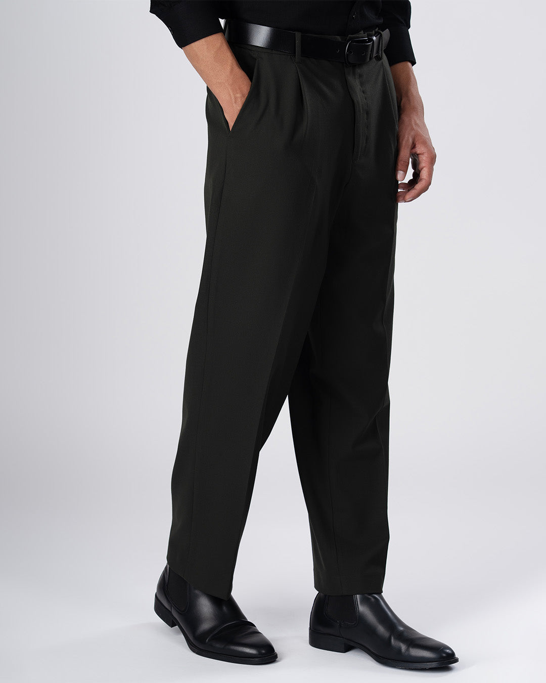 Classic Easy Iron Relaxed Trousers In Olive