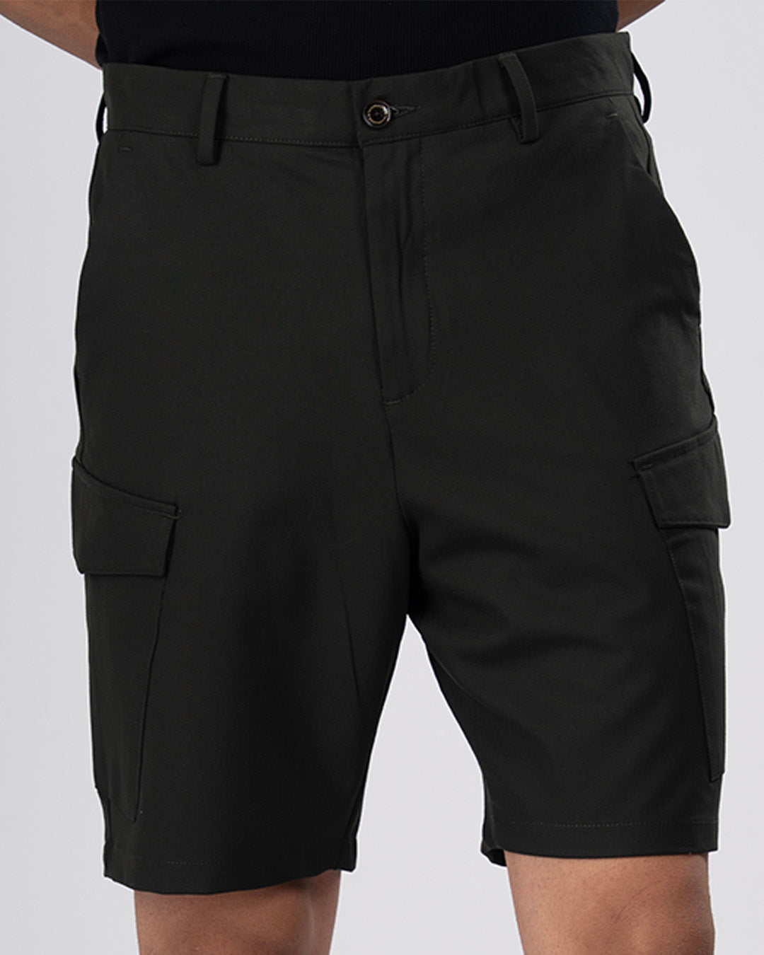 Easy Iron Cargo Shorts In Olive