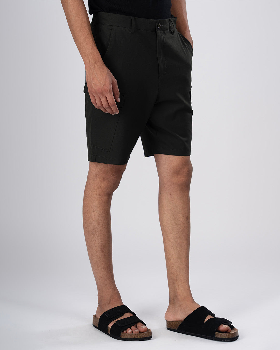 Easy Iron Cargo Shorts In Olive