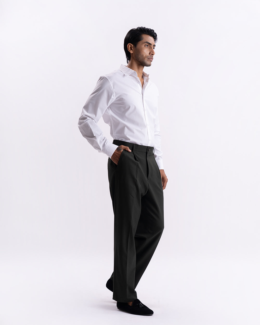 Classic Easy Iron Relaxed Trousers In Olive