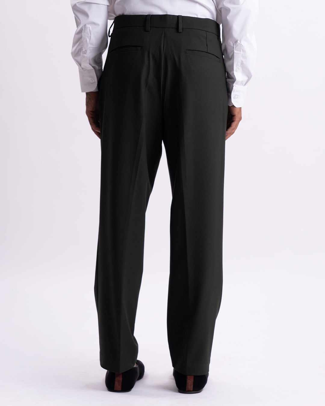 Classic Easy Iron Relaxed Trousers In Olive