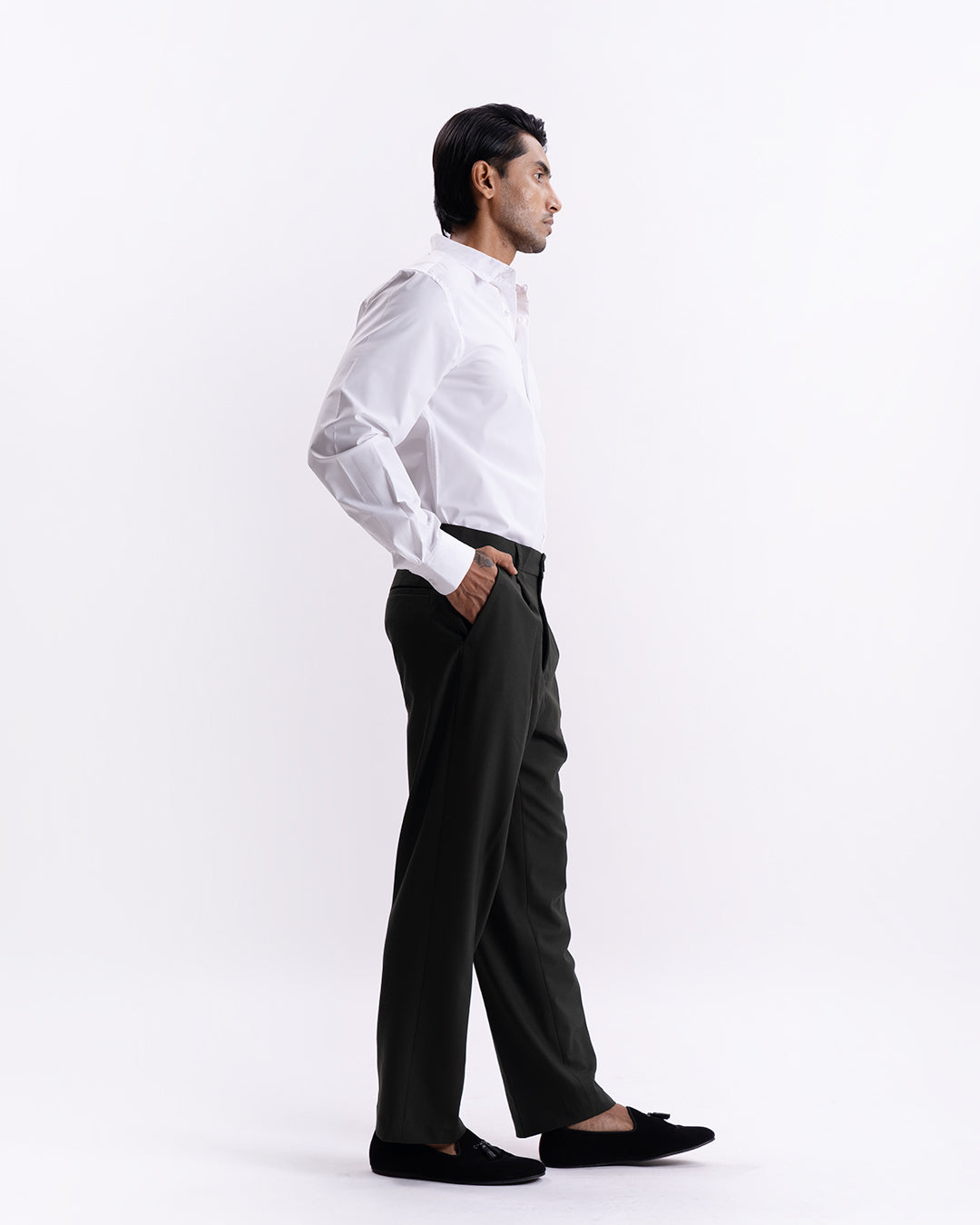 Classic Easy Iron Relaxed Trousers In Olive