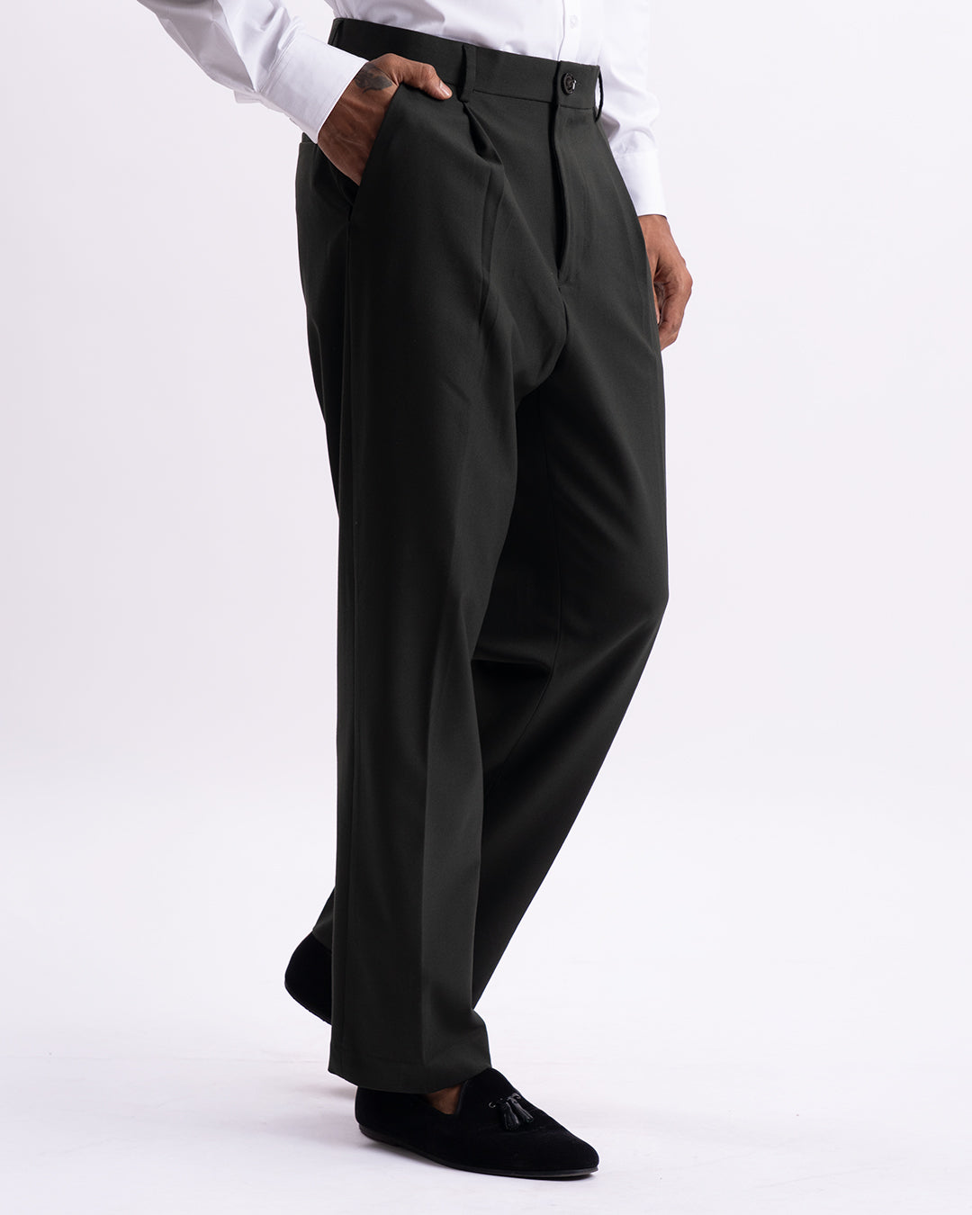 Classic Easy Iron Relaxed Trousers In Olive