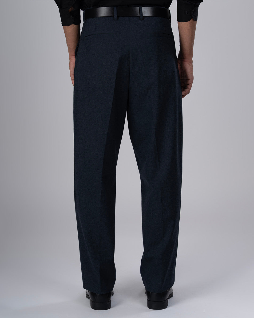 Classic Easy Iron Relaxed Trousers In Navy