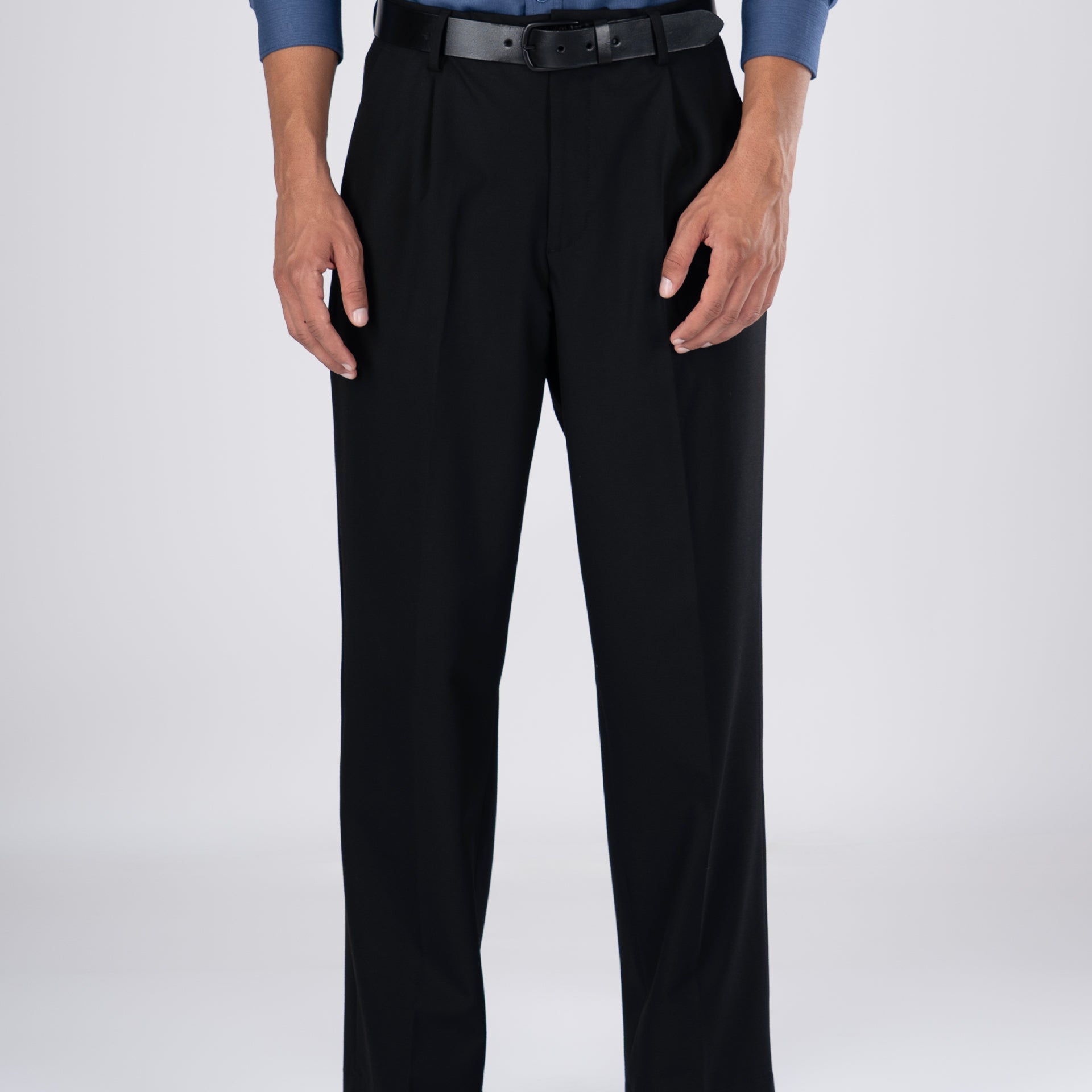 Classic Easy Iron Relaxed Trousers In Black