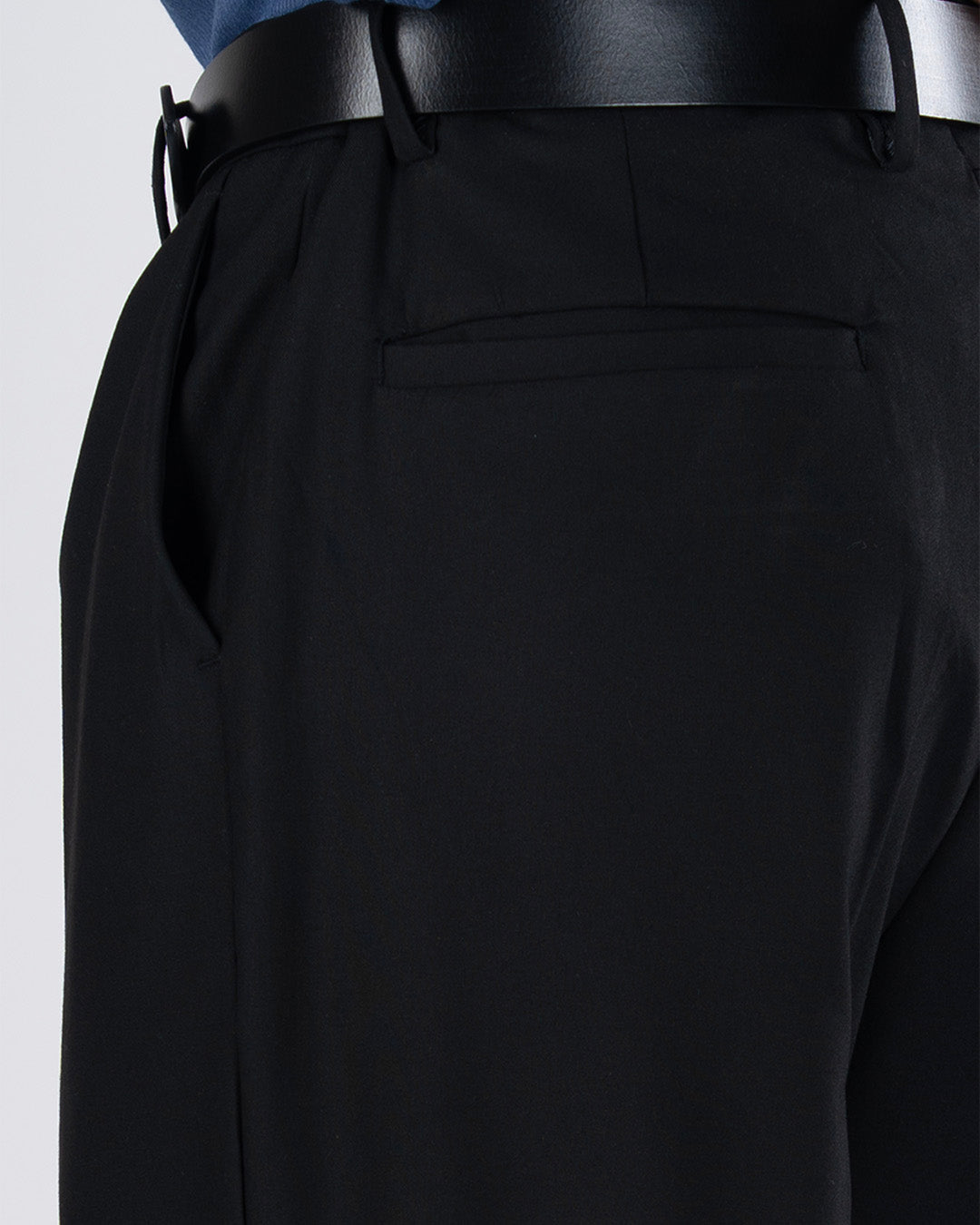 Classic Easy Iron Relaxed Trousers In Black