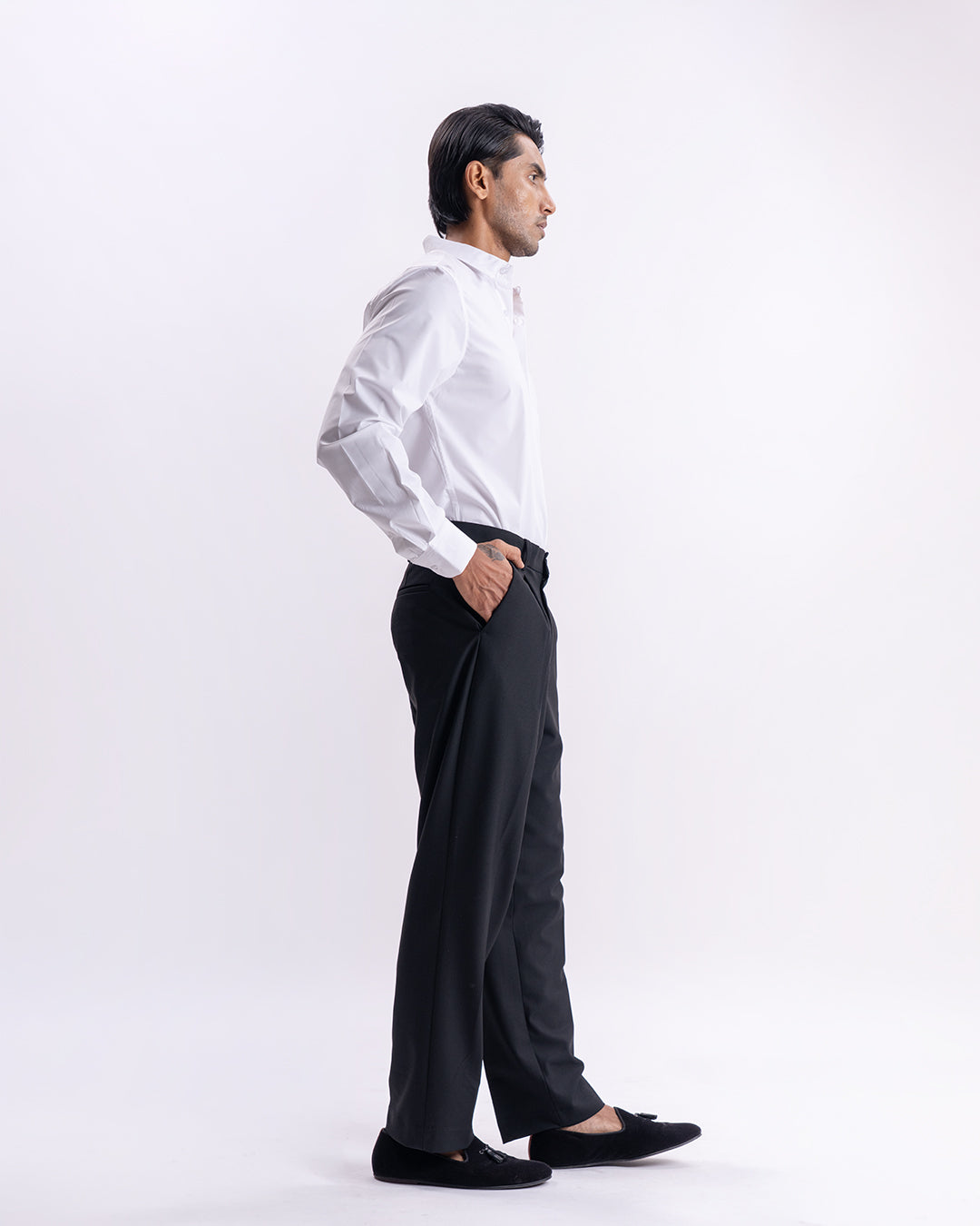 Classic Easy Iron Relaxed Trousers In Black