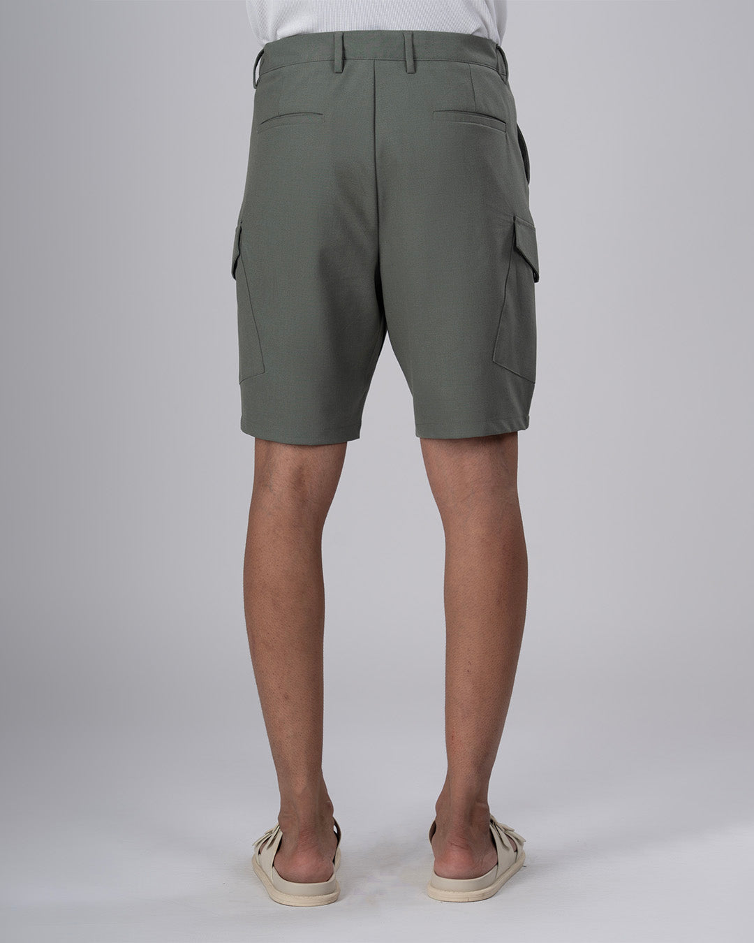 Easy Iron Cargo Shorts In Pistachio