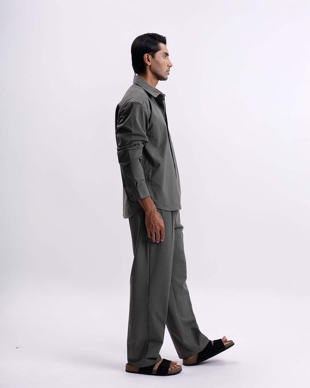 Easy Iron Relaxed Cropped Shirt In Olive