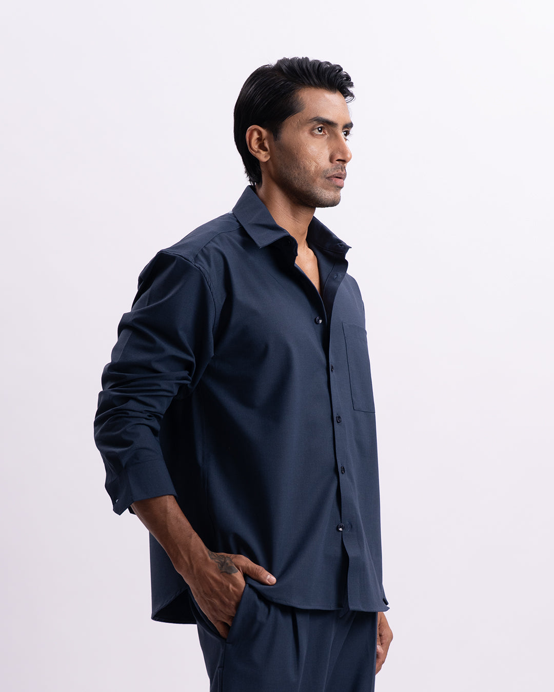 Easy Iron Relaxed Cropped Shirt In Navy