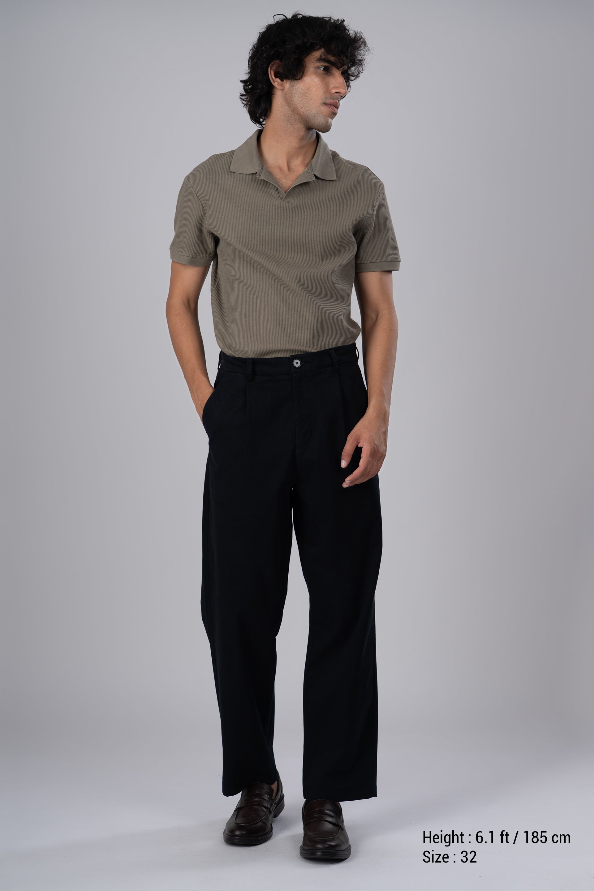 Premium Signature Relaxed Chinos In Black