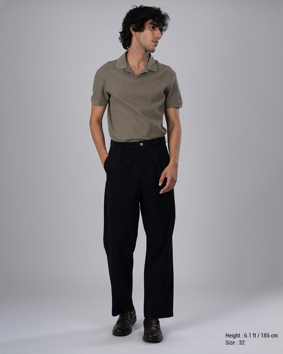 Premium Signature Relaxed Chinos In Black