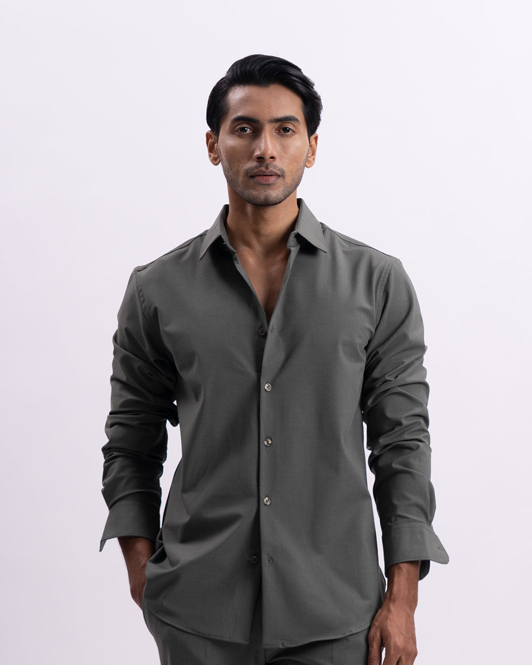 Easy Iron All Season Tailored Shirt In Olive