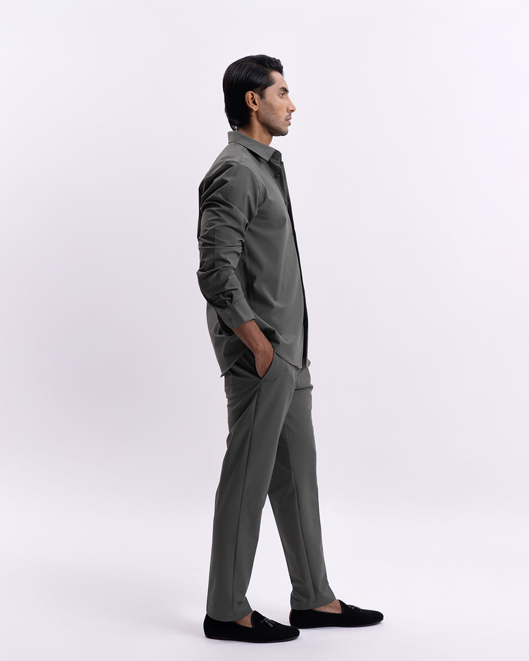 Easy Iron All Season Tailored Shirt In Olive