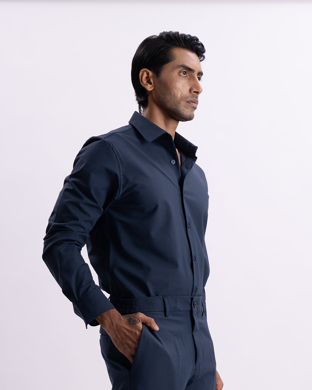 Easy Iron All Season Tailored Shirt In Navy