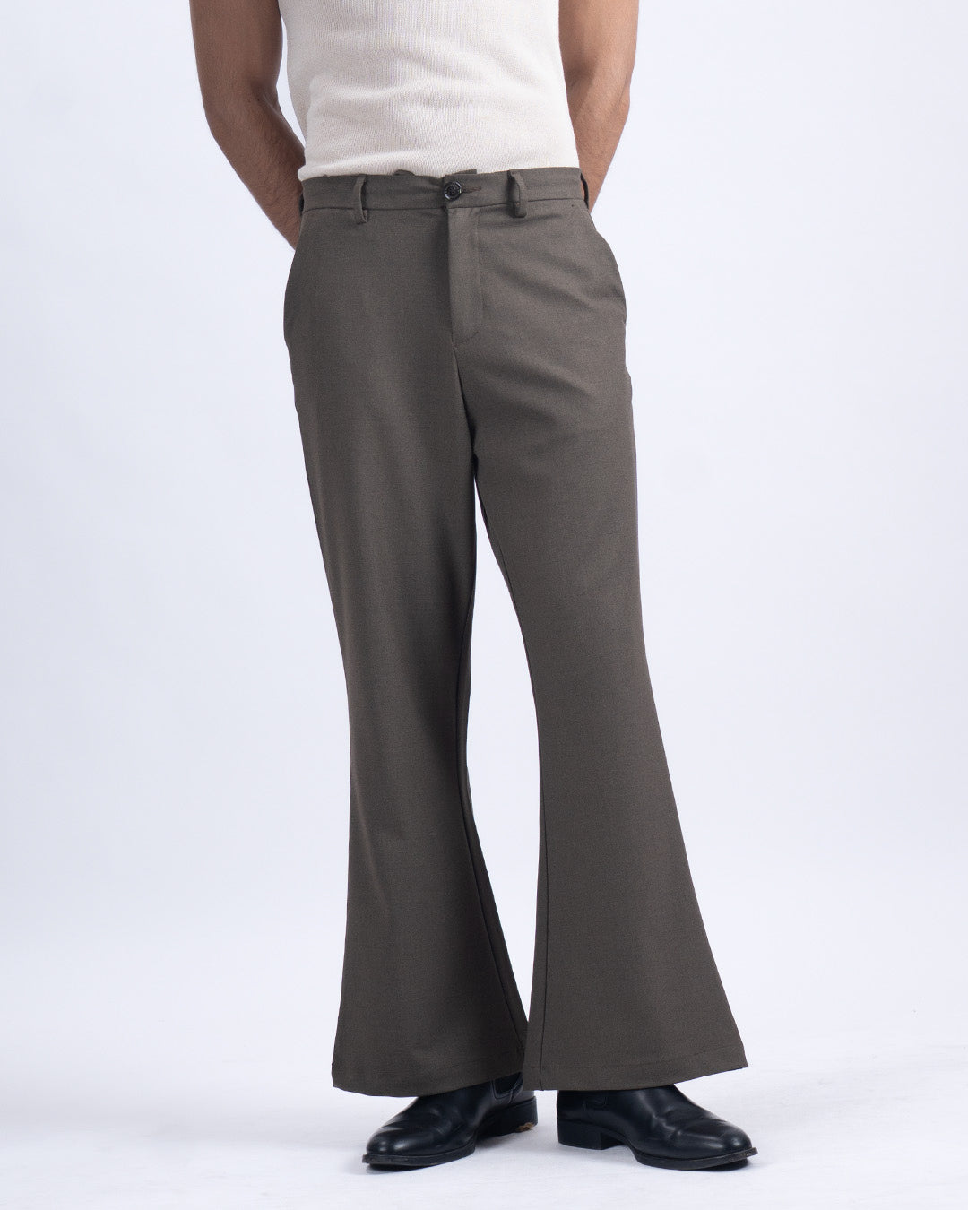 Easy Iron Bell Bottom Relaxed Trousers In Fur Brown
